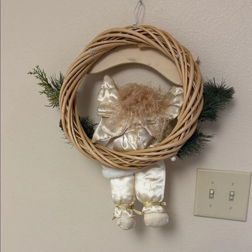 Holiday Angel Wreath with Cream Accents